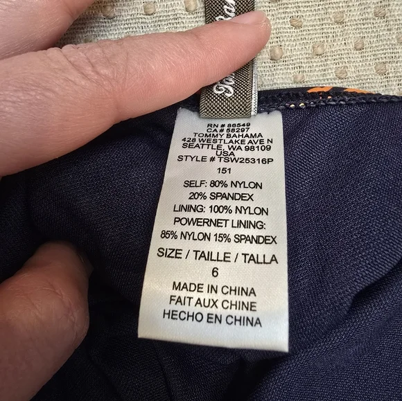 Tommy Bahama Womens One Piece Swimsuit Tropical Print Ruched Waist Size 6 - Picture 8 of 8